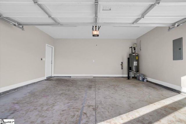 110 W 4th Avenue, Easley, SC 29640