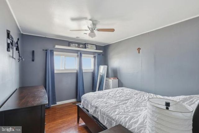 26 MYRTLE LN, Levittown, PA 19054