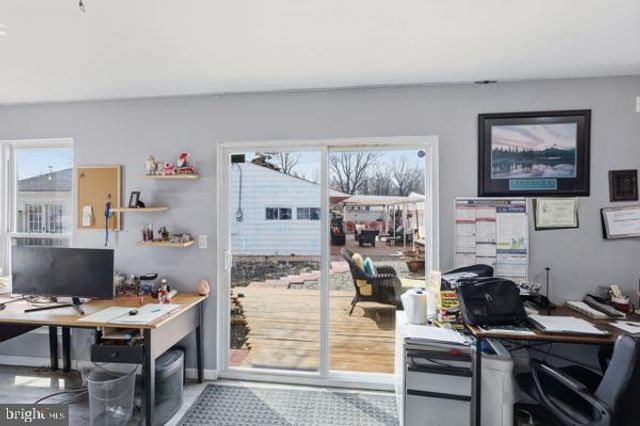 26 MYRTLE LN, Levittown, PA 19054