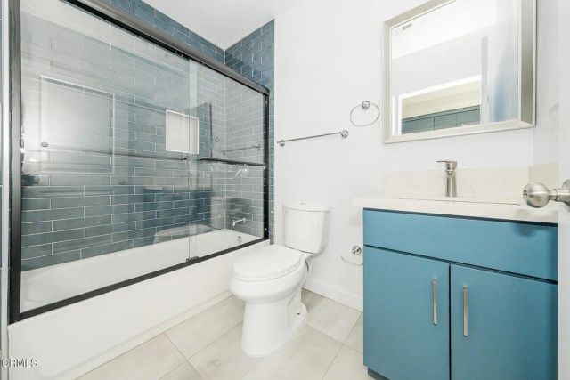 668 Keenan Avenue, Los Angeles, CA 90022