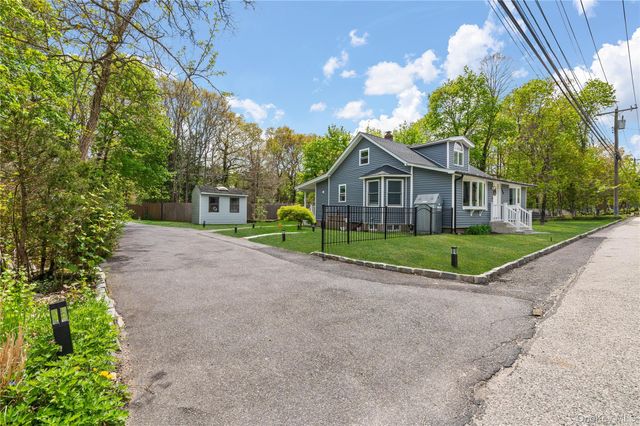 466 Long Island Avenue, Medford, NY 11763