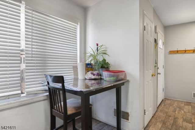 10 Neilson St H, New Brunswick City, NJ 08901