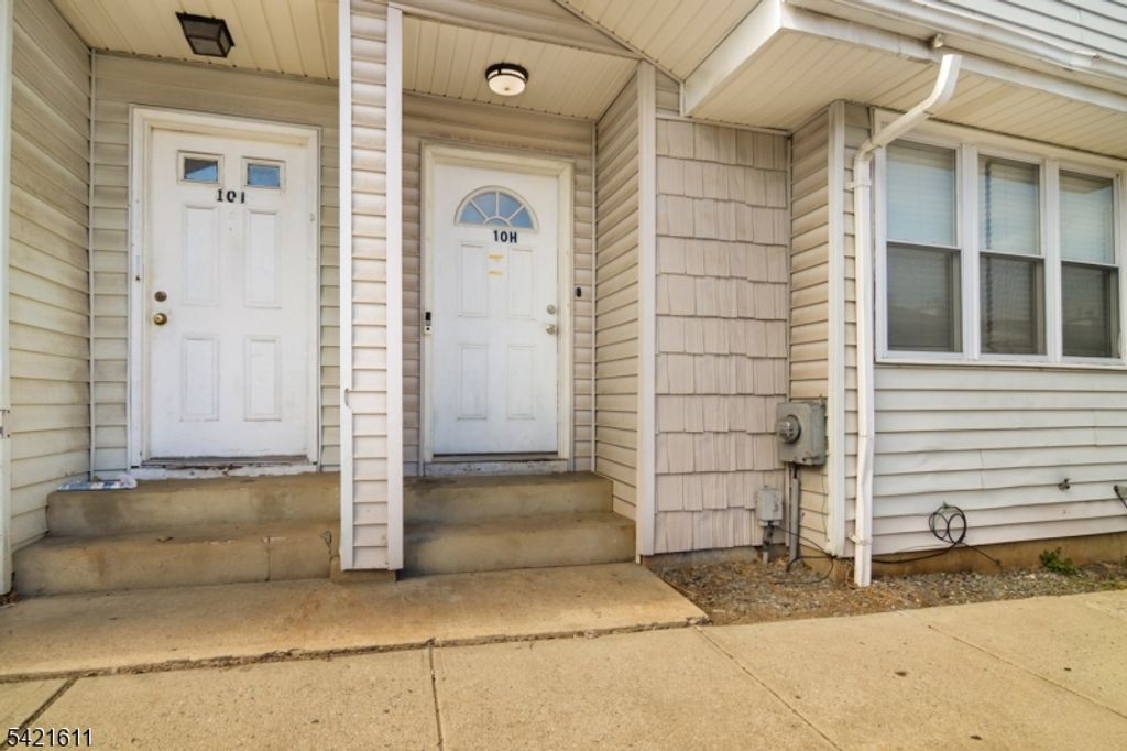 10 Neilson St H, New Brunswick City, NJ 08901