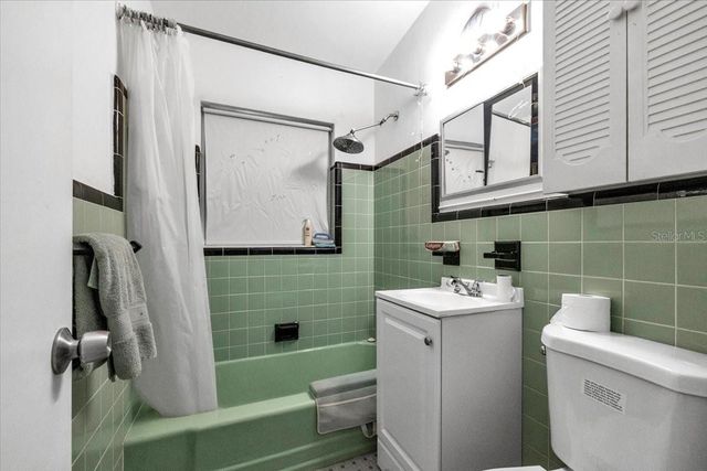 4015 CONWAY BOULEVARD, Port Charlotte, FL 33952