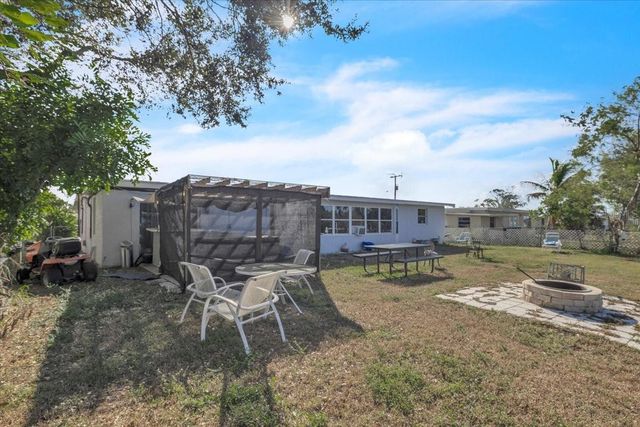 4015 CONWAY BOULEVARD, Port Charlotte, FL 33952