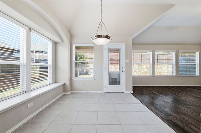 104 Cadyn Drive, Keene, TX 76059