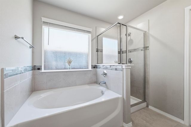 104 Cadyn Drive, Keene, TX 76059