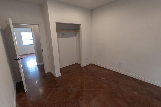 1413 PARIS RD 101, Columbia, MO 65201