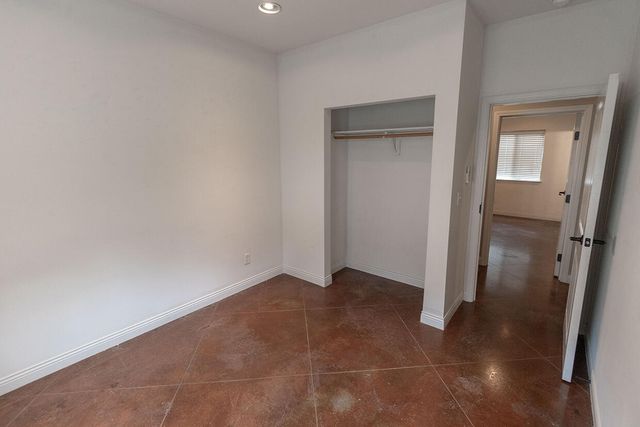 1413 PARIS RD 101, Columbia, MO 65201