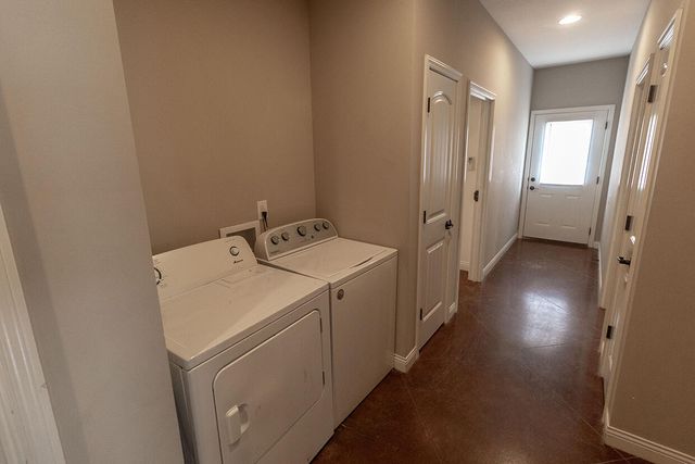 1413 PARIS RD 101, Columbia, MO 65201