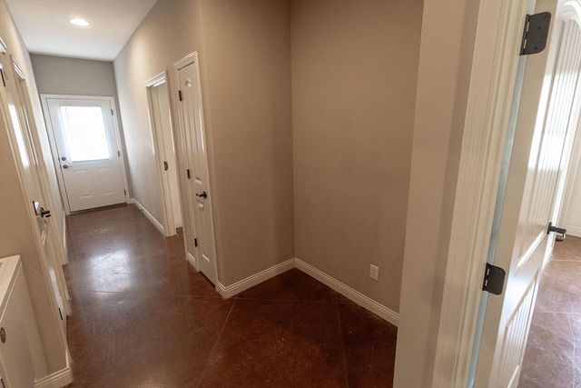 1413 PARIS RD 101, Columbia, MO 65201