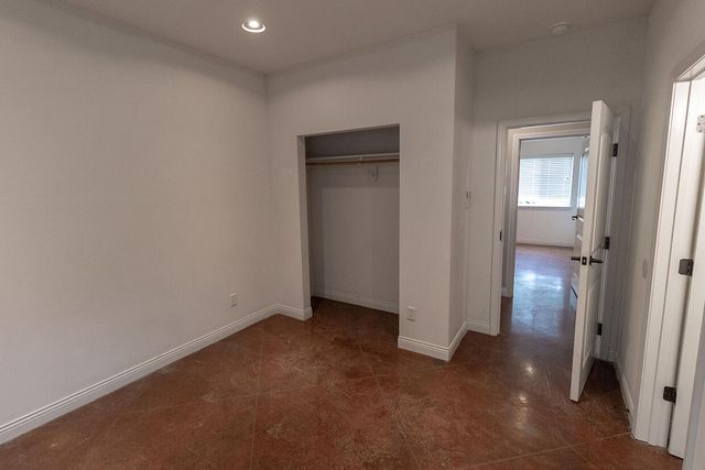 1413 PARIS RD 101, Columbia, MO 65201