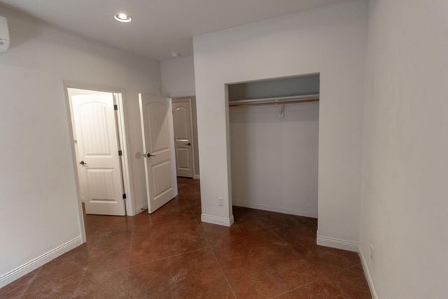 1413 PARIS RD 101, Columbia, MO 65201