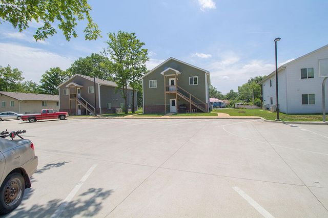 1413 PARIS RD 101, Columbia, MO 65201