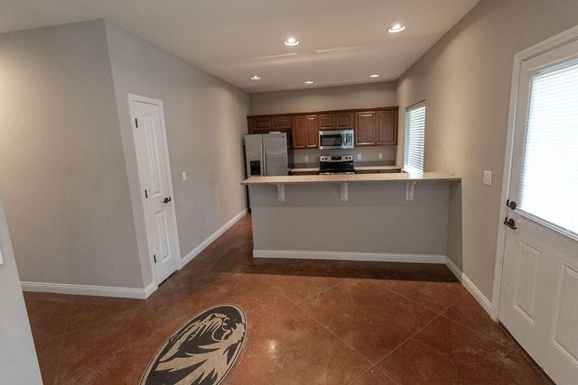 1413 PARIS RD 101, Columbia, MO 65201