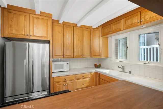 122 Opal Avenue 2, Newport Beach, CA 92662