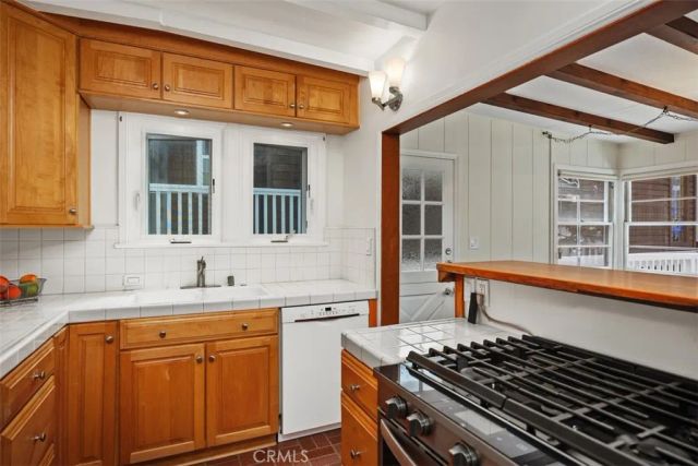 122 Opal Avenue 2, Newport Beach, CA 92662