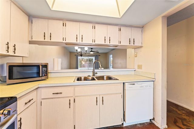 7200 ULMERTON ROAD C3, Largo, FL 33771