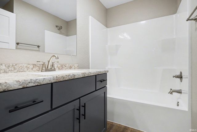 12402 N Placidview Lane, Milford, IN 46542
