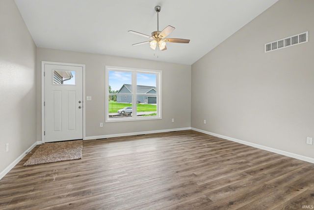 12402 N Placidview Lane, Milford, IN 46542