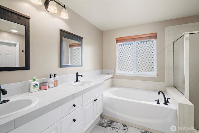 4804 Hartford Way, Mukilteo, WA 98275