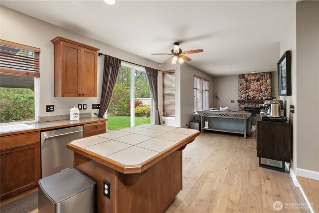 4804 Hartford Way, Mukilteo, WA 98275
