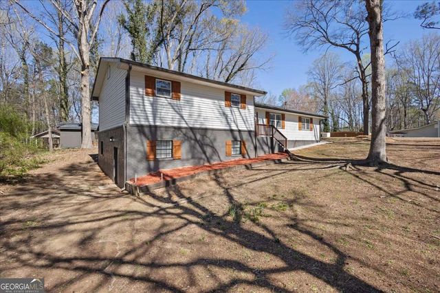 2166 Chestnut Place, Lithia Springs, GA 30122