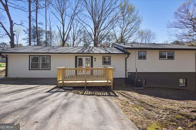 2166 Chestnut Place, Lithia Springs, GA 30122