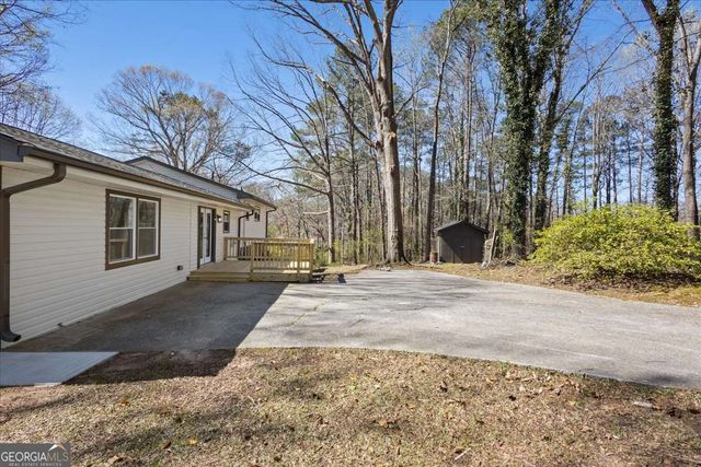 2166 Chestnut Place, Lithia Springs, GA 30122