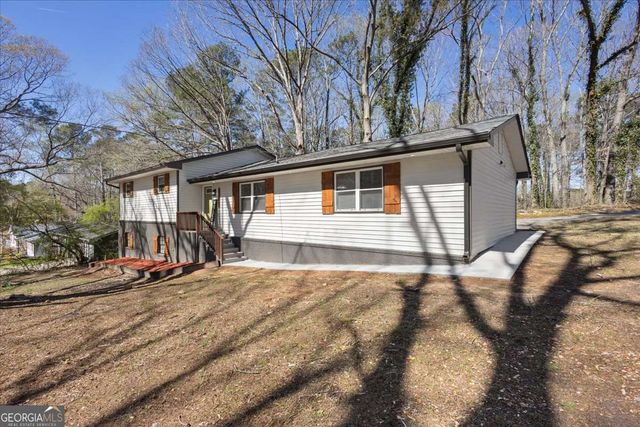 2166 Chestnut Place, Lithia Springs, GA 30122