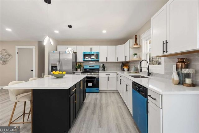 2166 Chestnut Place, Lithia Springs, GA 30122