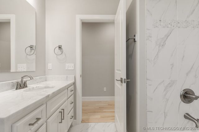 3925 S Elder Boulevard, Broken Arrow, OK 74012