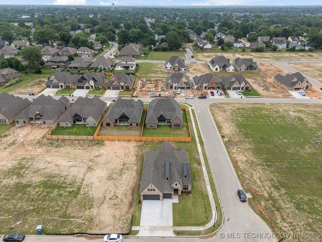 3925 S Elder Boulevard, Broken Arrow, OK 74012