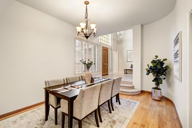 2050 Campton Cir, Gold River, CA 95670