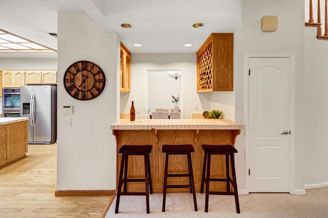 2050 Campton Cir, Gold River, CA 95670