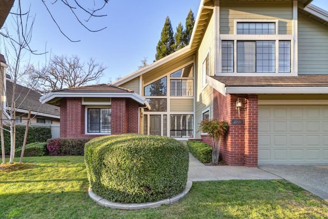 2050 Campton Cir, Gold River, CA 95670