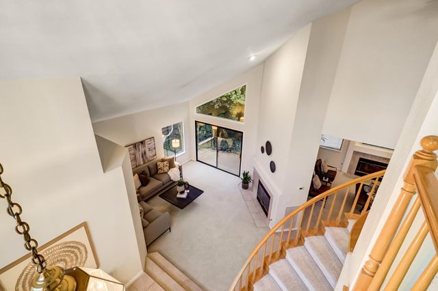 2050 Campton Cir, Gold River, CA 95670