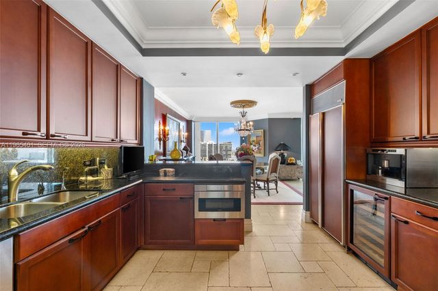 3201 NE 183rd St 1505, Aventura, FL 33160