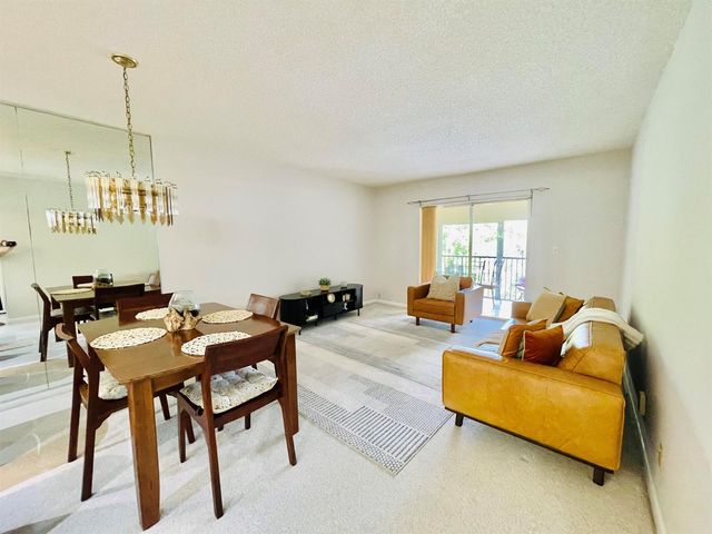 257 S Cypress Road 443, Pompano Beach, FL 33060