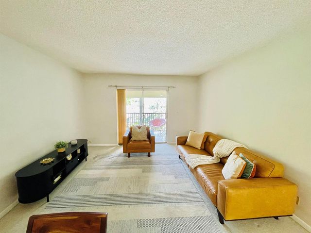 257 S Cypress Road 443, Pompano Beach, FL 33060