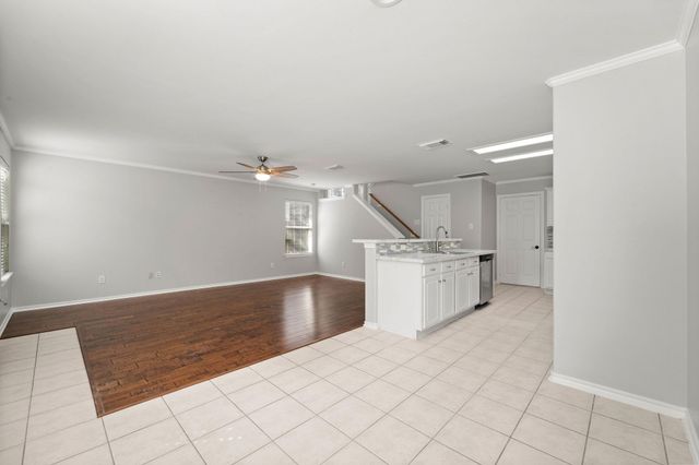 26 Musgrove Place, The Woodlands, TX 77382