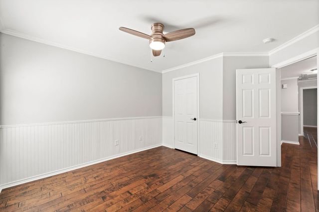 26 Musgrove Place, The Woodlands, TX 77382