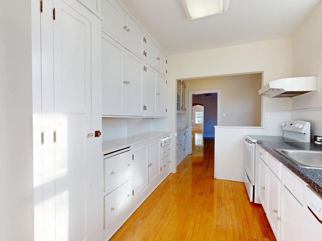 8912 Ewing Avenue 2, Evanston, IL 60203