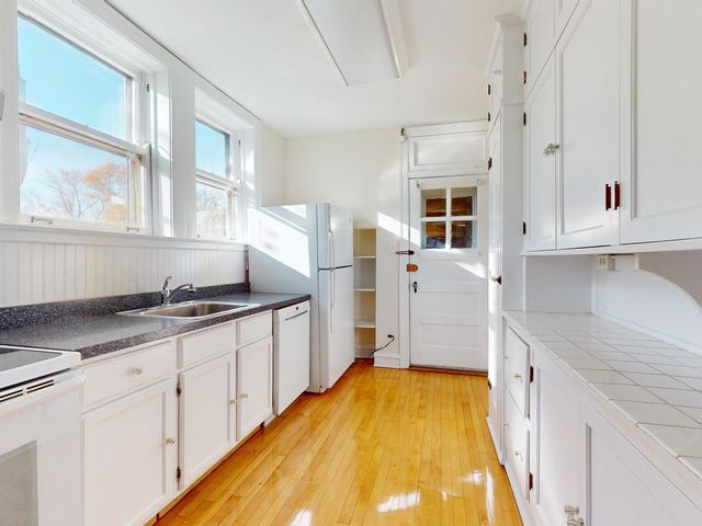 8912 Ewing Avenue 2, Evanston, IL 60203