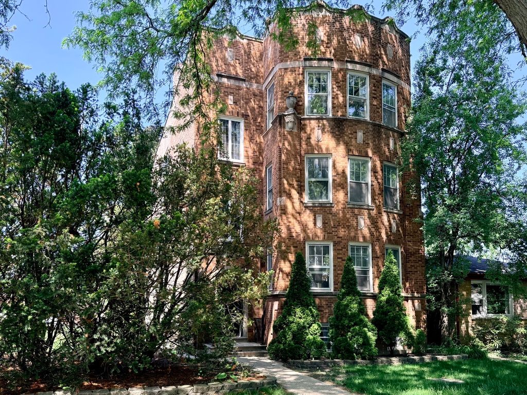 8912 Ewing Avenue 2, Evanston, IL 60203