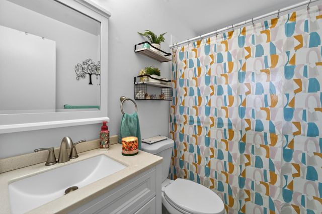 43 Copperpod Court, Royal Palm Beach, FL 33411