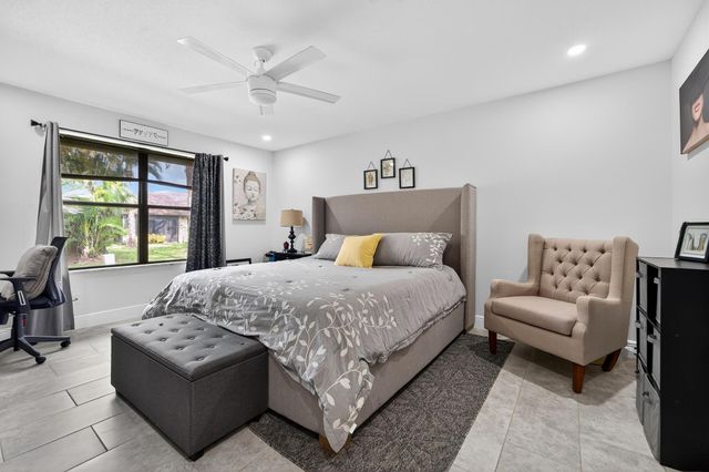 43 Copperpod Court, Royal Palm Beach, FL 33411