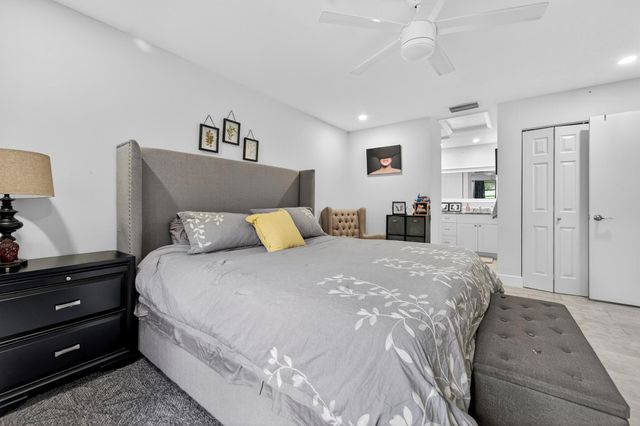 43 Copperpod Court, Royal Palm Beach, FL 33411