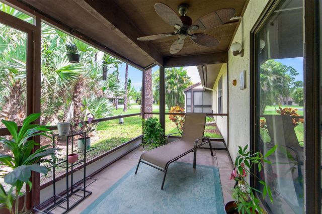43 Copperpod Court, Royal Palm Beach, FL 33411