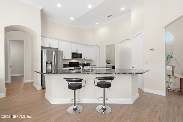 5 RIVER OAKS Way, Palm Coast, FL 32137